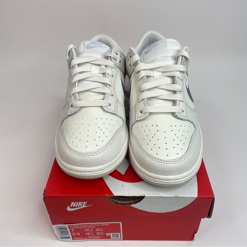 Nike Dunk Low WMNS ESS Trend “Phantom Metallic Purple” 2023 - Picture 2 of 4